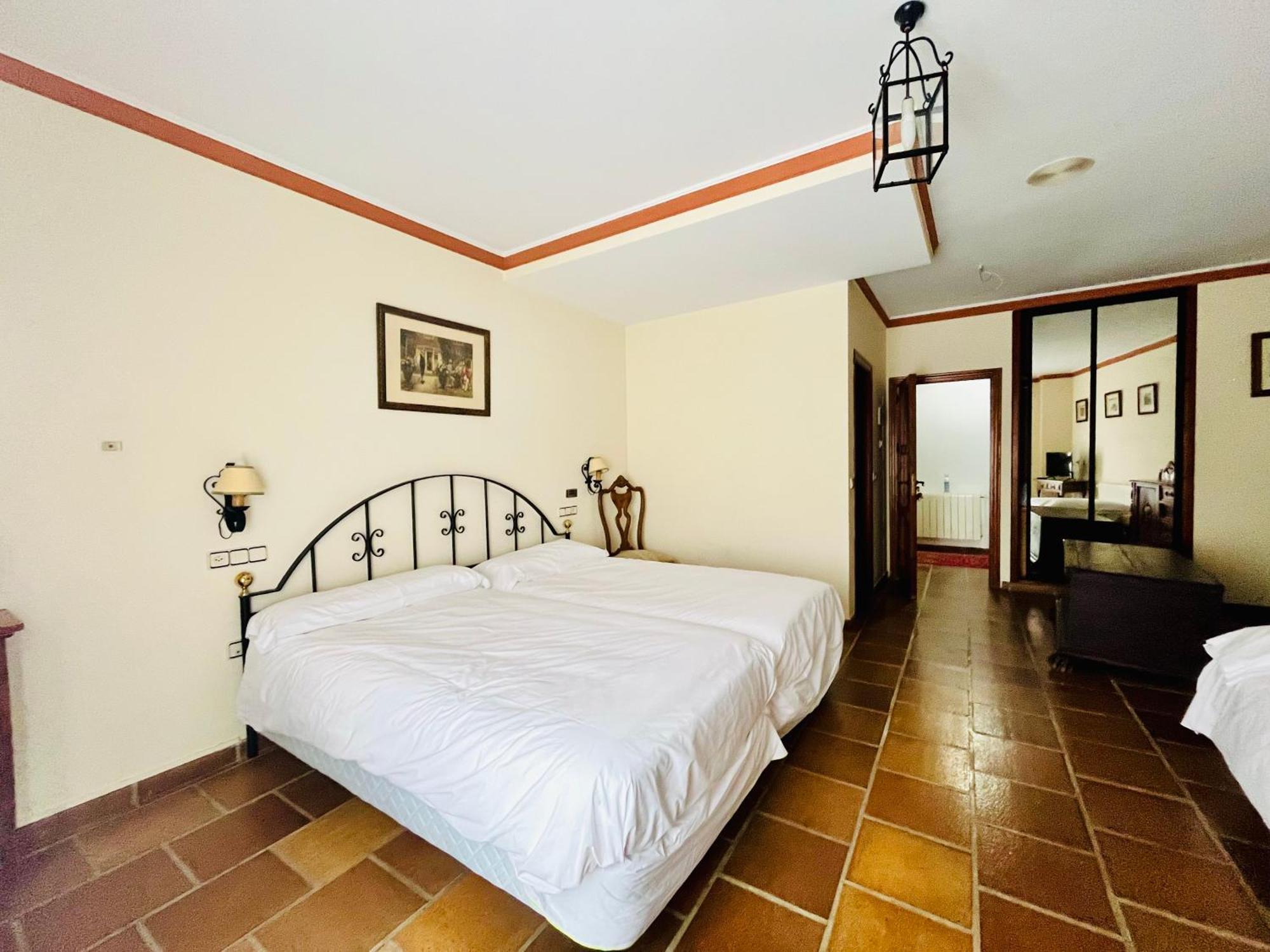 Hotel Restaurante Seto Motilla Del Palancar Esterno foto